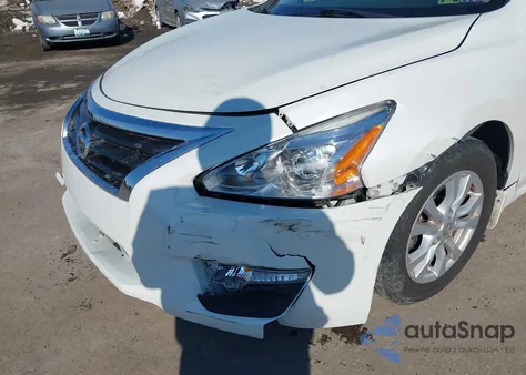 2014 Nissan Altima 2.5 S z USA, uszkodzony, nr VIN 1N4AL3AP2EN334734